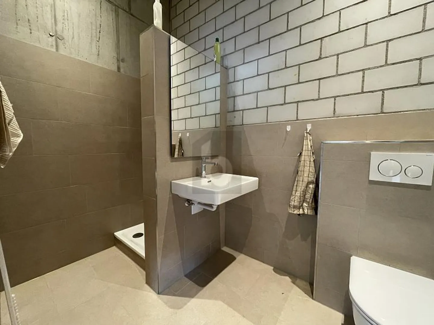 Nouveau bâtiment pour des besoins sur mesure - Photo 5 sur 6