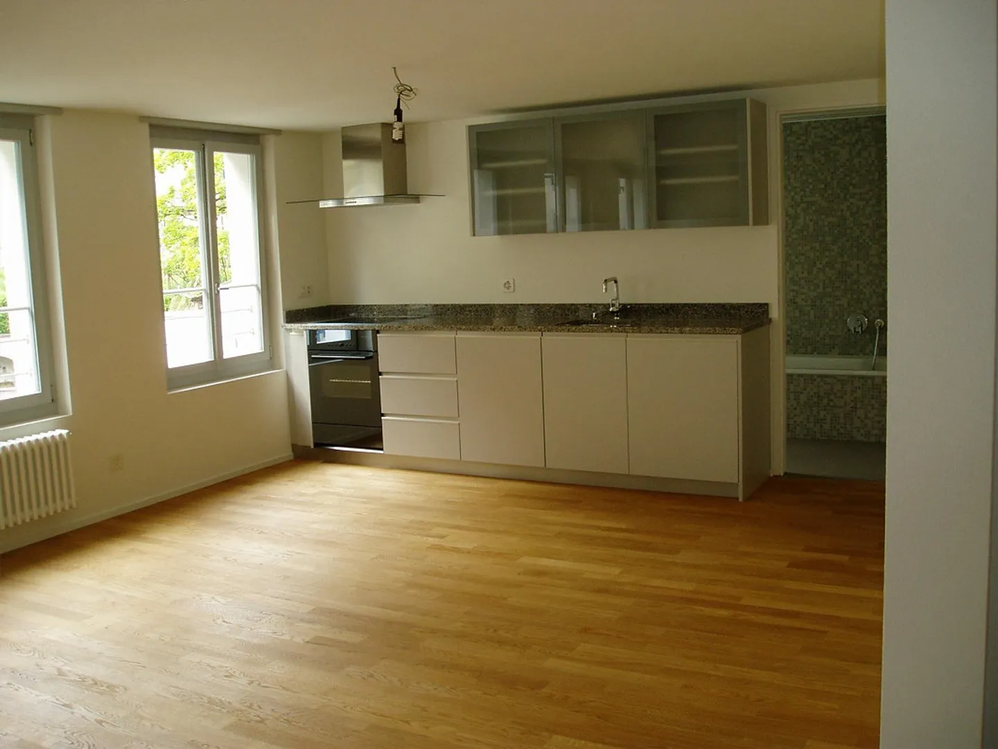 Charmante Wohnung in der Zuger Altstadt - Foto 1 von 5