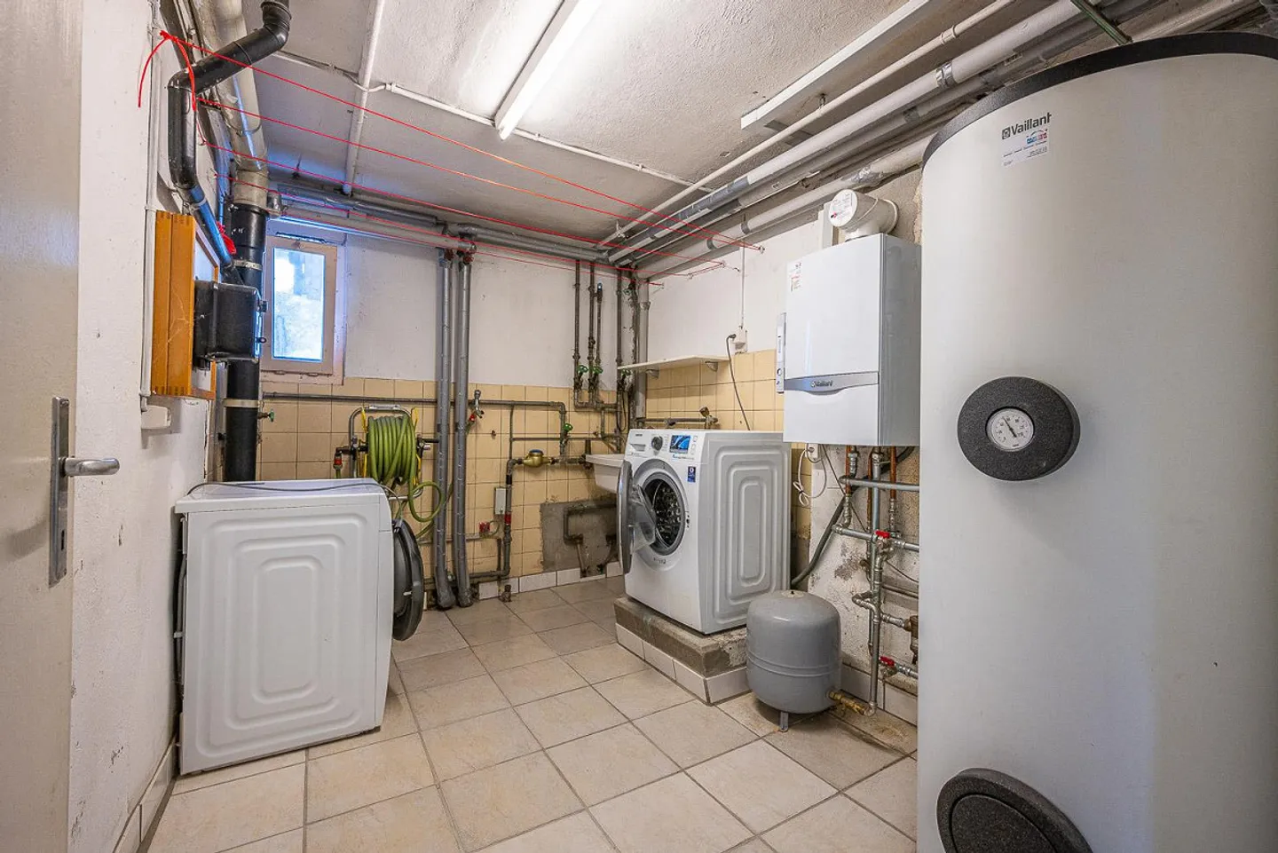 Maison à deux familles avec potentiel - Photo 25 sur 26