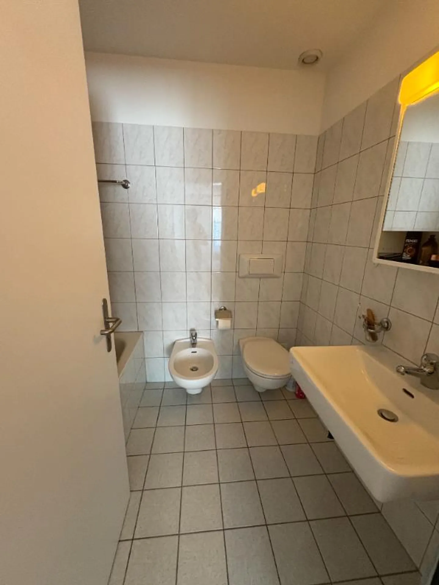 «Elegant 3.5 -room apartment with panoramic views, a stone's throw from the heart of Locarno» - Foto 7 di 10