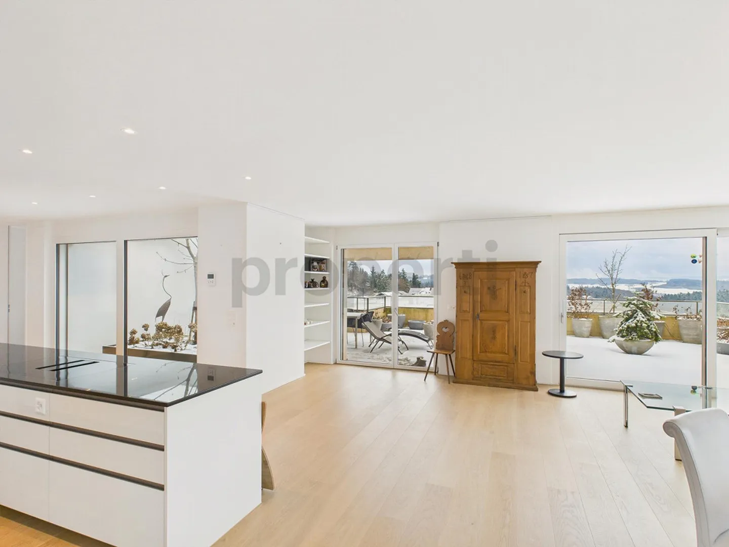 Modern 2.5-room apartment with large terrace in Waldegg near Uitikon - Photo 5 of 14