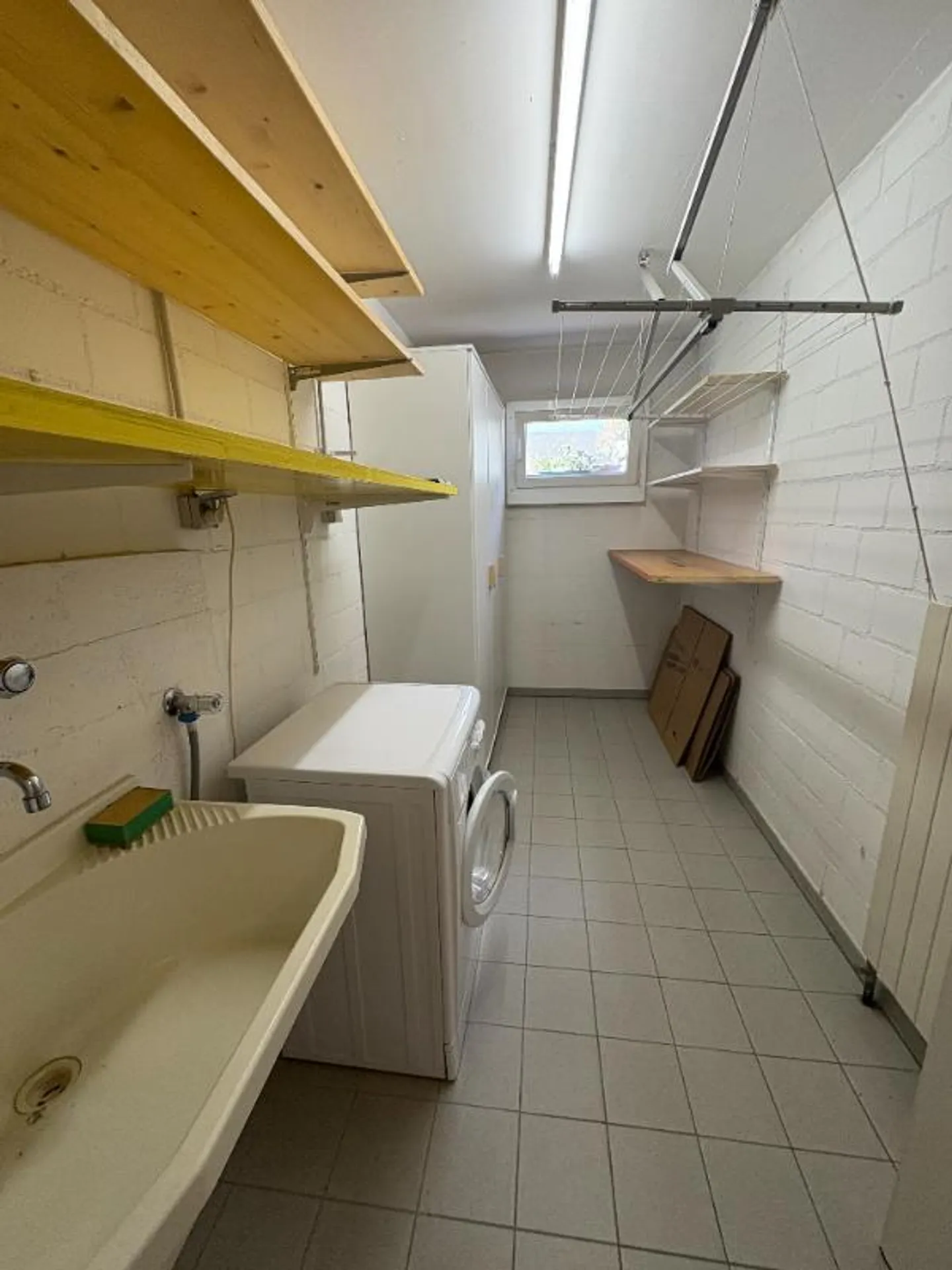 «Elegant 3.5 -room apartment with panoramic views, a stone's throw from the heart of Locarno» - Foto 10 di 10