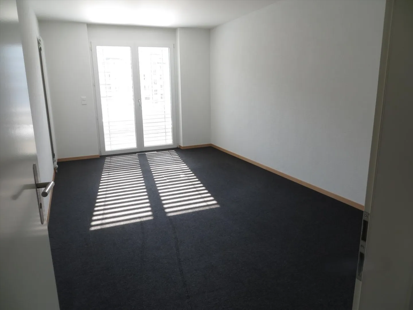 Bureau Moderne au Centre-Ville - Photo 3 sur 5