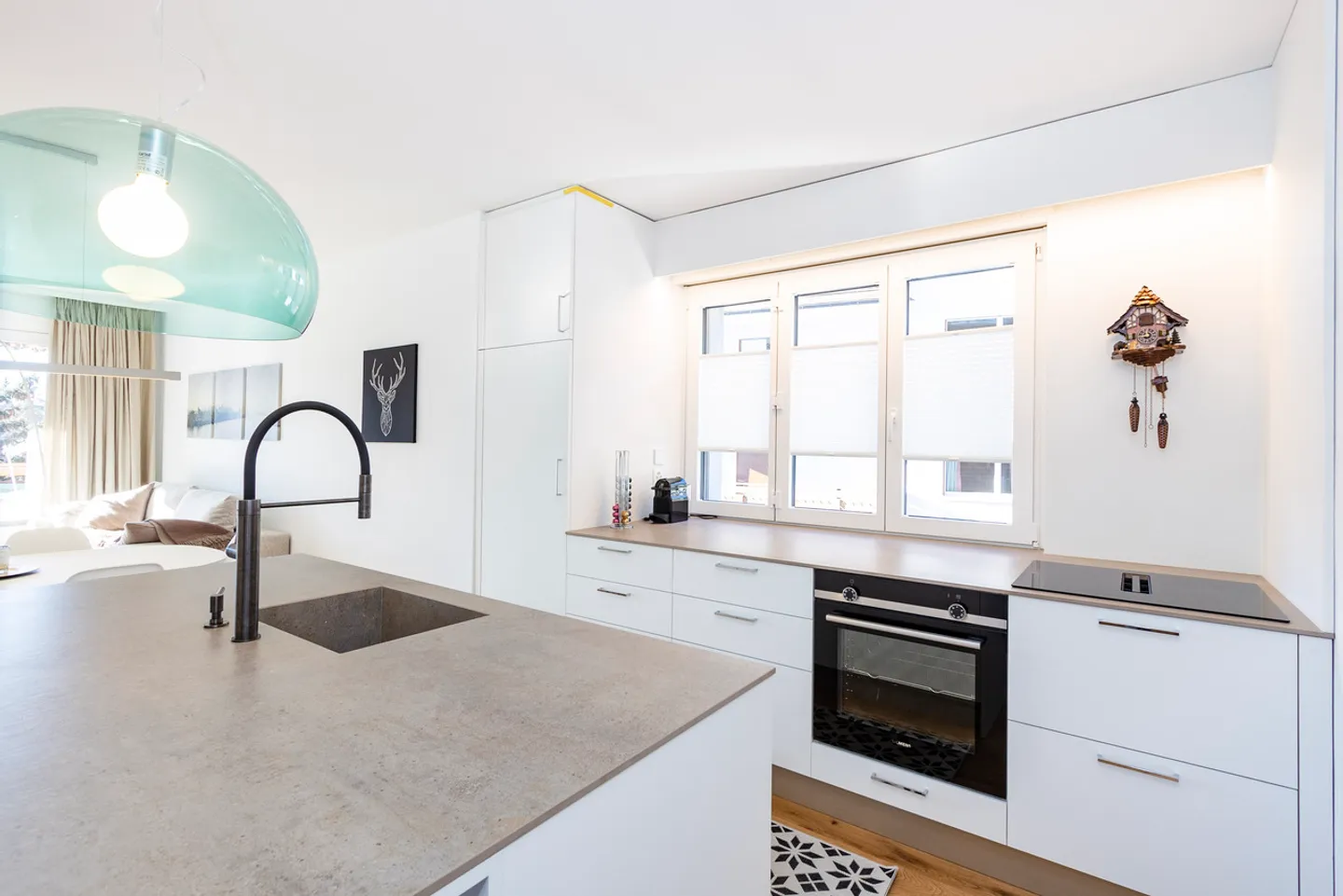 POSIZIONE SETTIMANA: 4 camere situate di fronte agli impianti di risalita - Foto 4 di 12