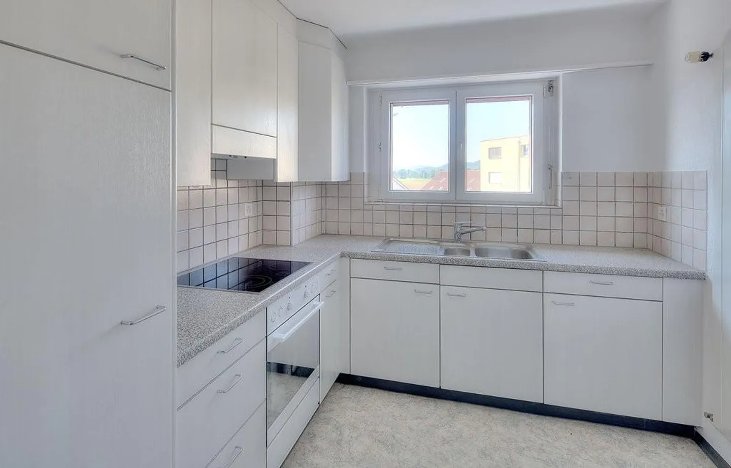Your new home: Charming 3-room apartment - Photo 6 of 7