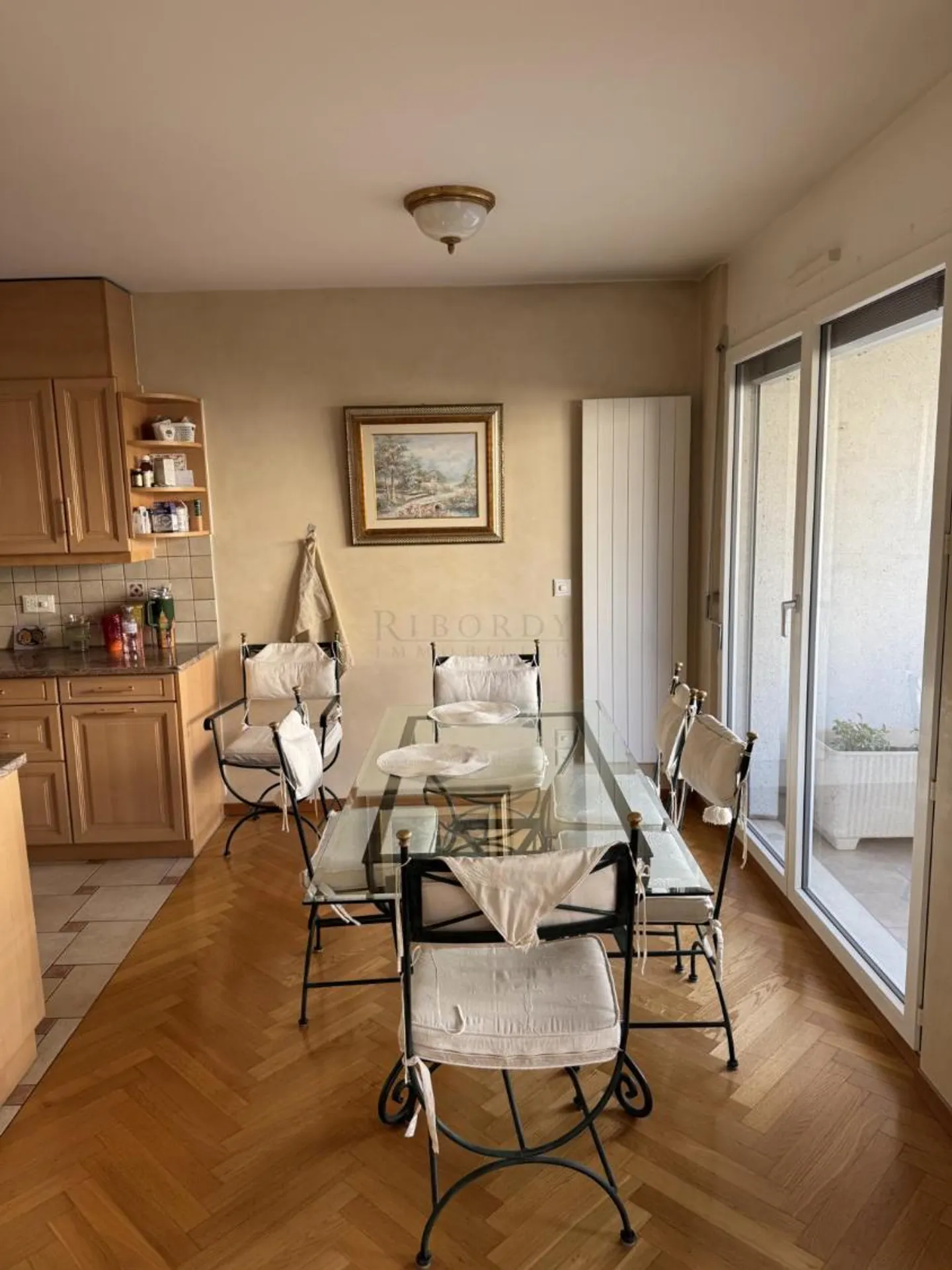 Luxuswohnung nahe internationalen Organisationen - Foto 2 von 11