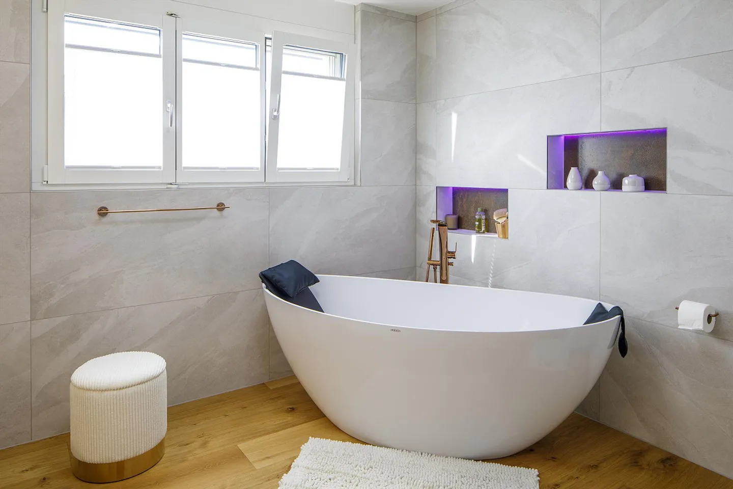 Exklusive 5.5 Zimmer Terrassenwohnung mit Berg- und Panoramasicht - Photo 13 sur 21
