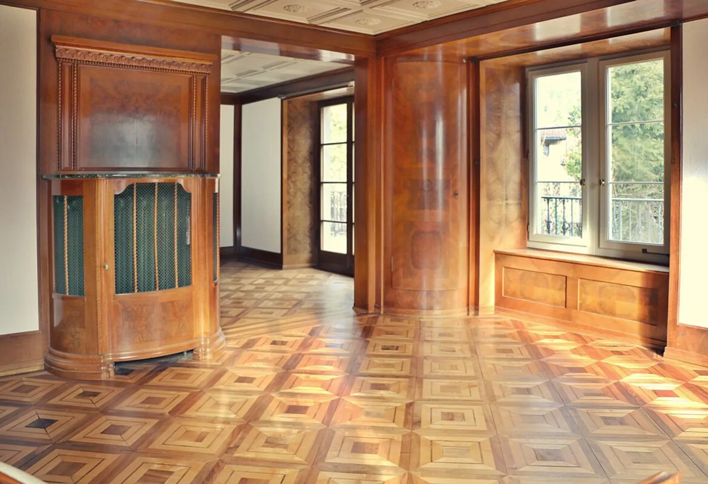 Unique apartment with large living space in a sunny location - Photo 3 of 11