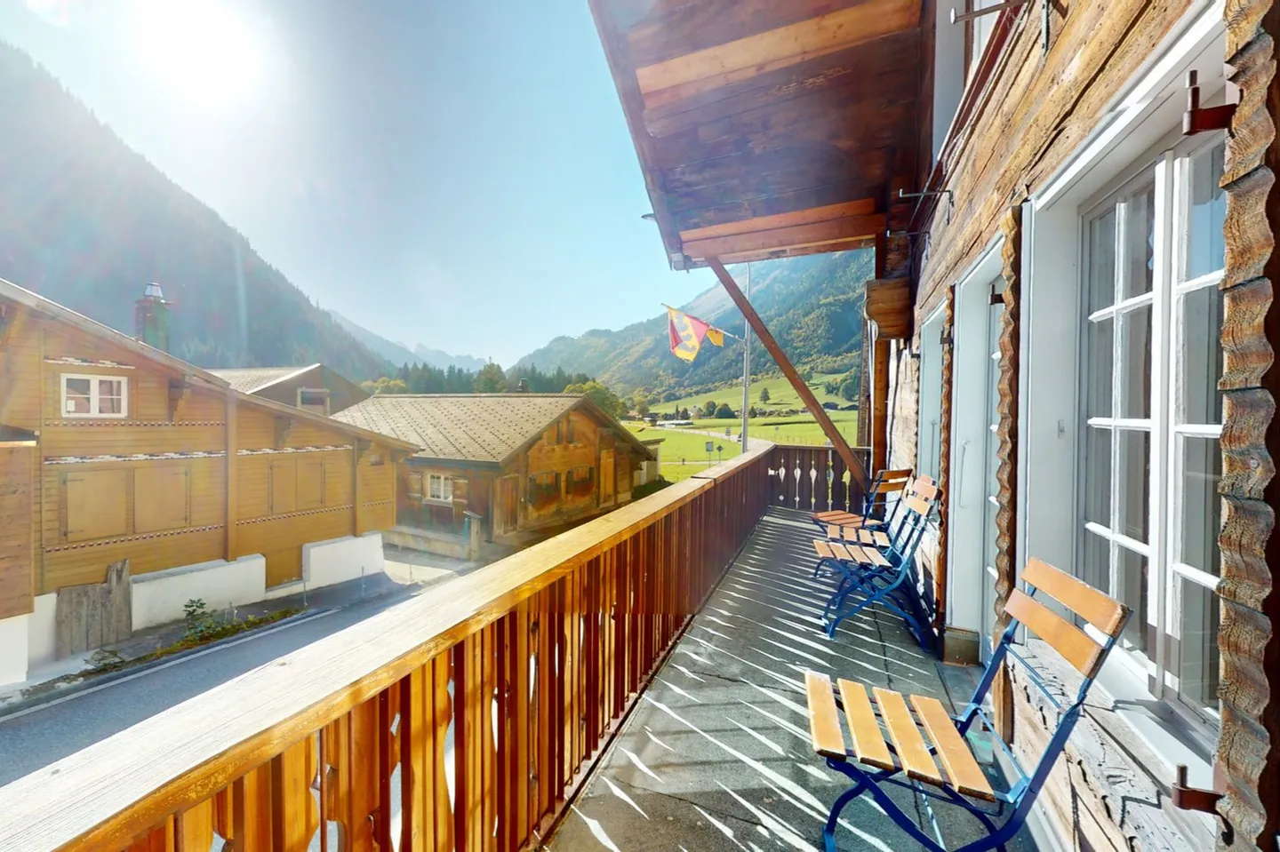 Einzigartiges Airbnb / Hotel in malerischer Berglandschaft - Foto 10 von 13