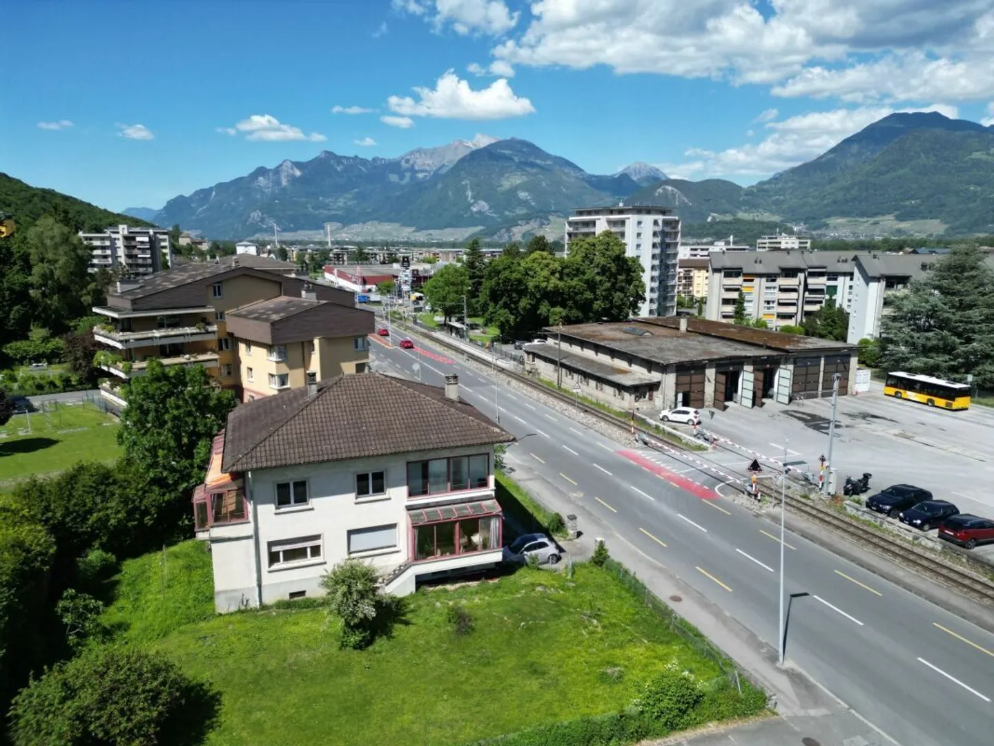 PPE Hydralis lot 9 appartement 2,5 pièces au dernier étage - Photo 2 sur 13