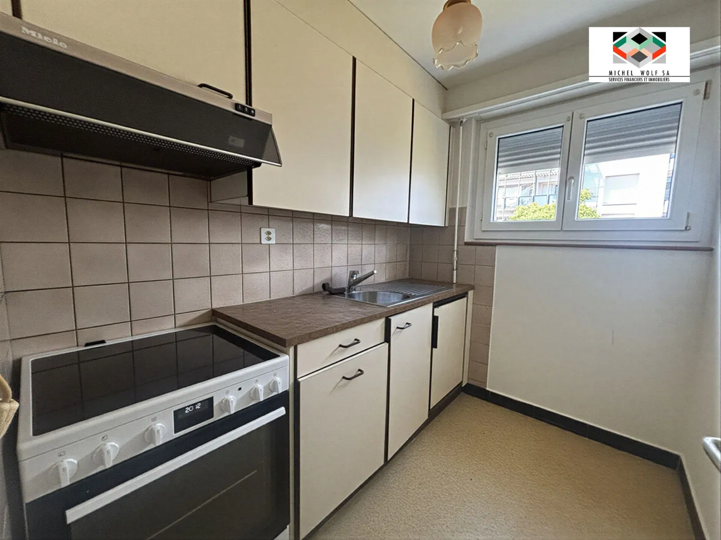 Bell'appartamento di 3,5 locali a Colombier - Foto 2 di 6