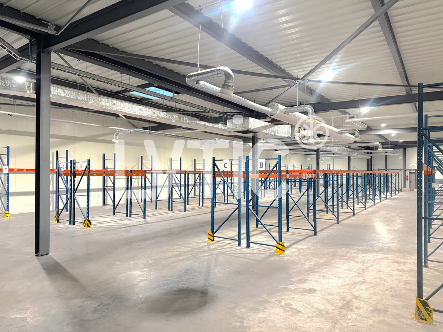 Lager, Werkstatt von 796 m2 zur Miete in Villeneuve - Foto 7 von 14