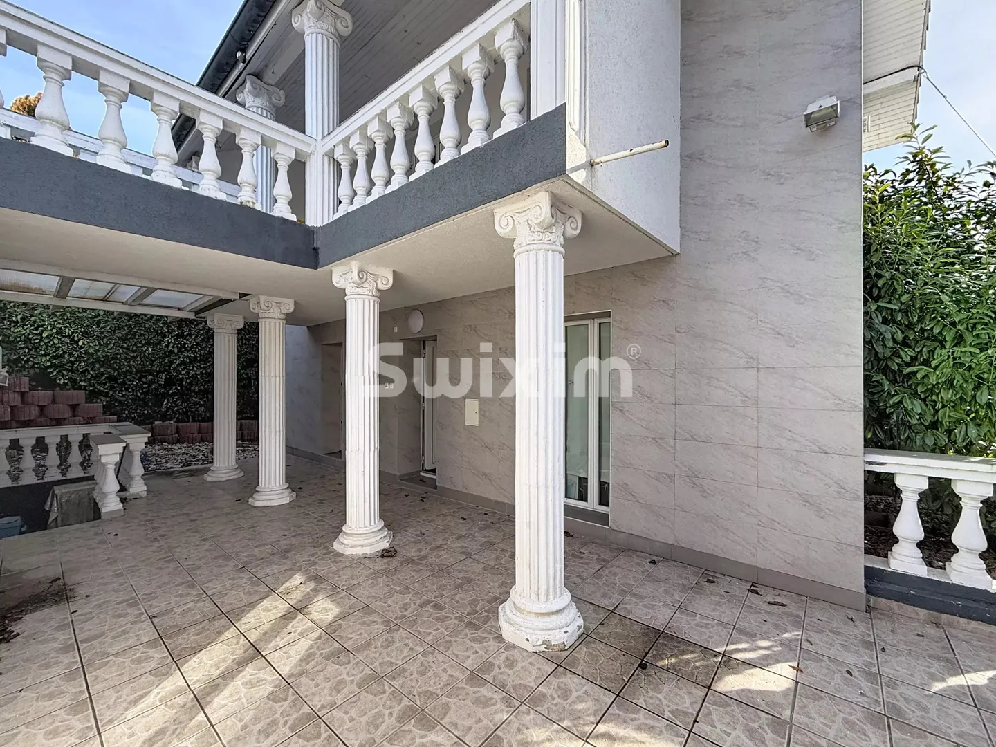 Investment Building with Pool - Photo 3 of 3