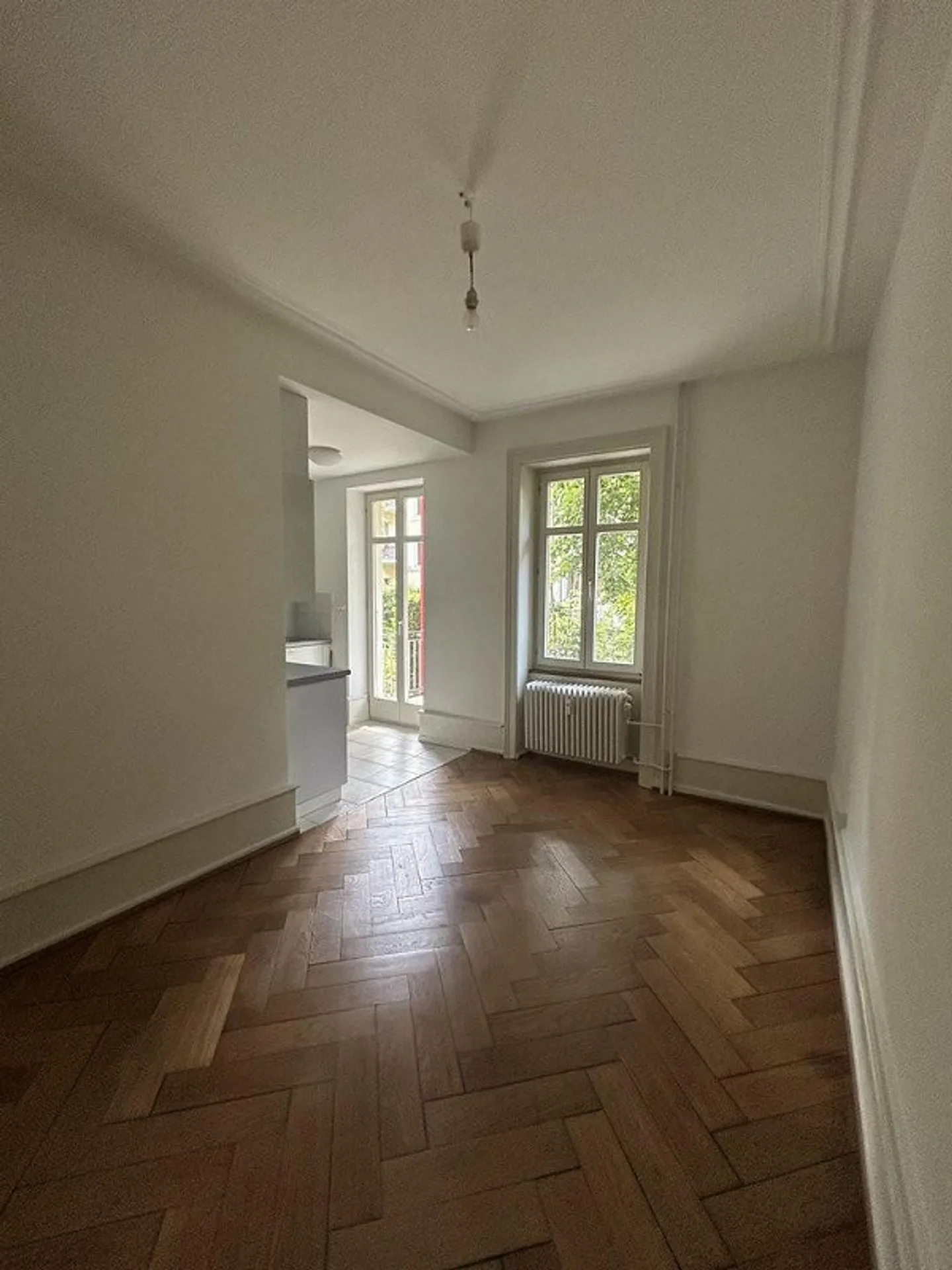 Appartamento affascinante con 2 camere e balcone - Foto 2 di 9