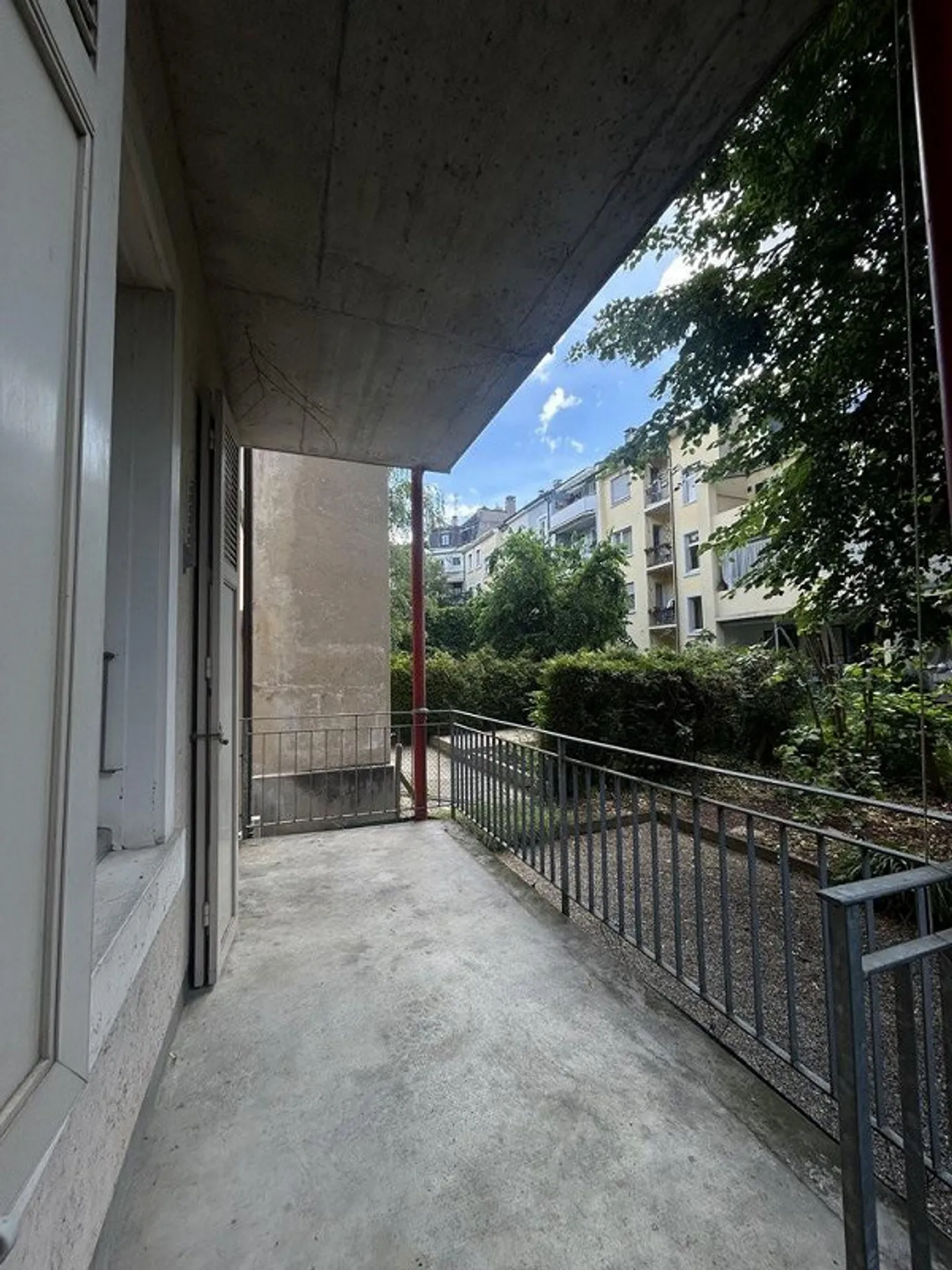 Appartamento affascinante con 2 camere e balcone - Foto 5 di 9