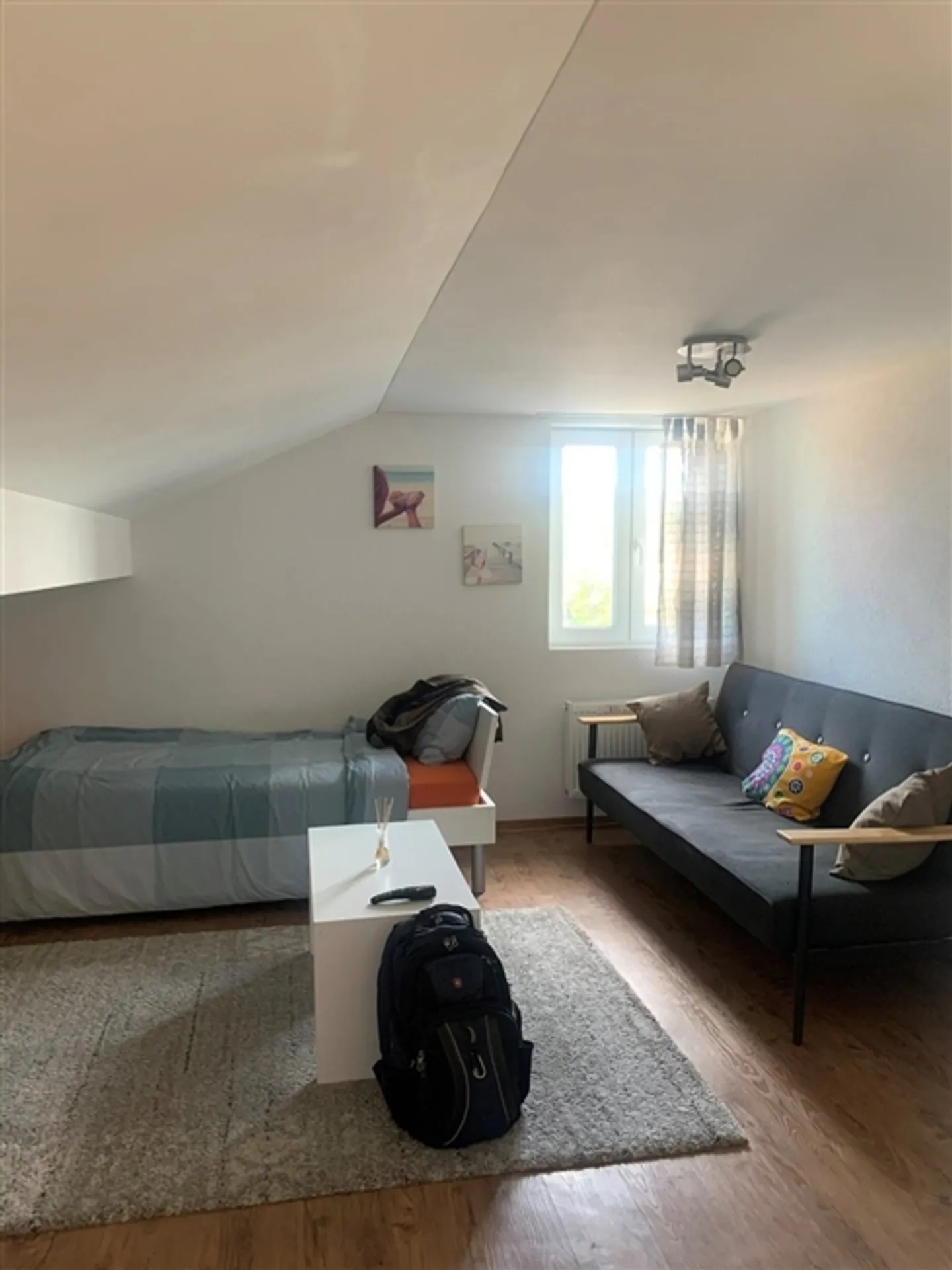 🏡 Modernes 2.5-Zimmer möbliertes Apartment – Altbergstrasse 2, 8953 Dietikon - Foto 1 von 8