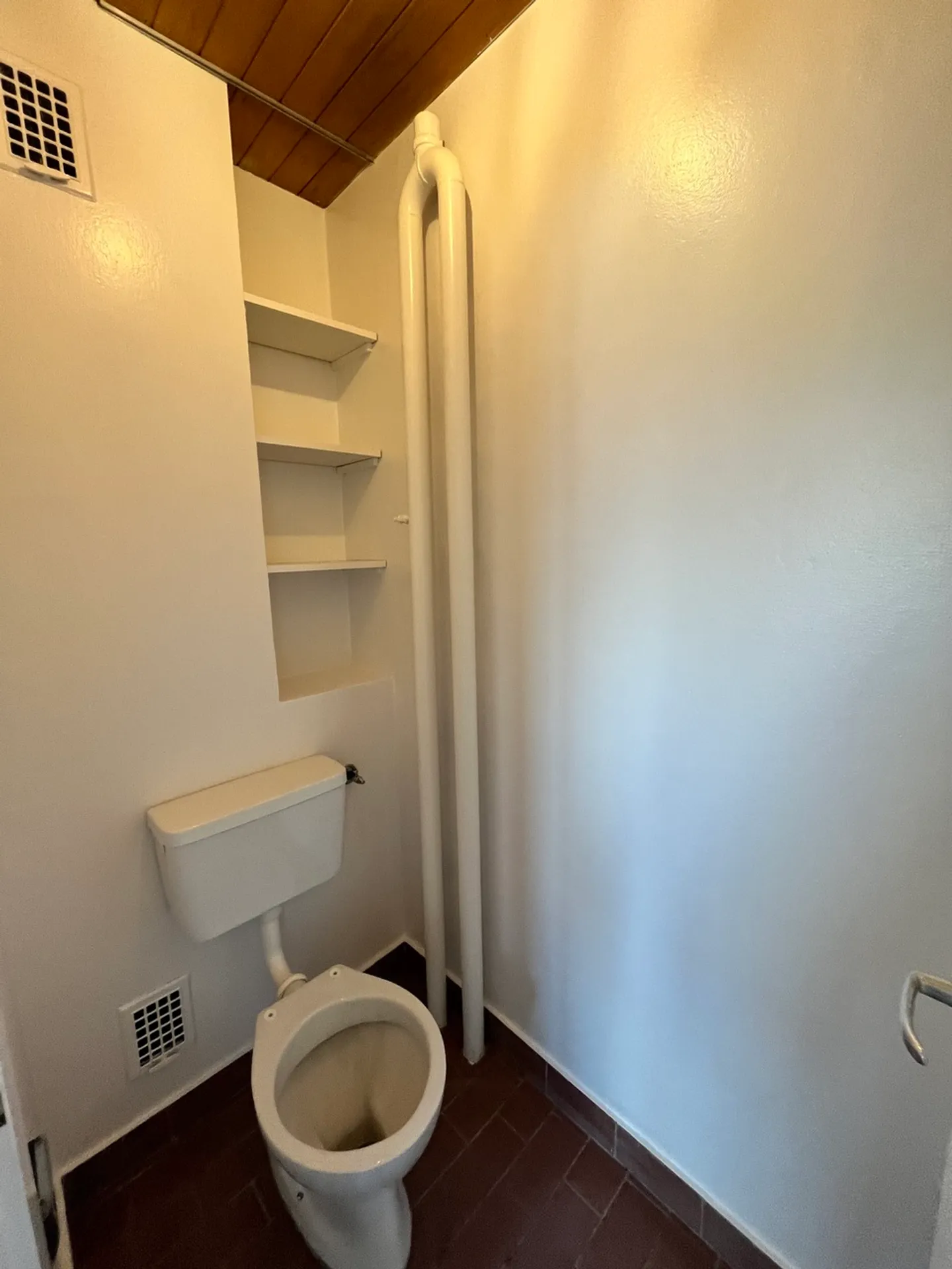 Apartment with 4.5 rooms on Chemin du Mont-Blanc 3, 1023 Crissier - Photo 7 of 7