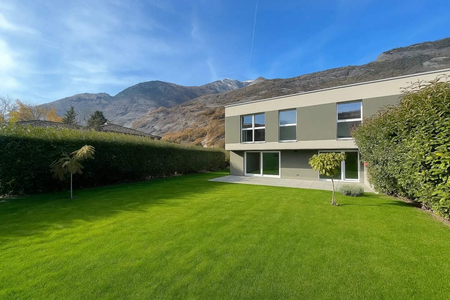 Angrenzende Villa mit 5 Zimmern in Vétroz - Foto 1 von 20