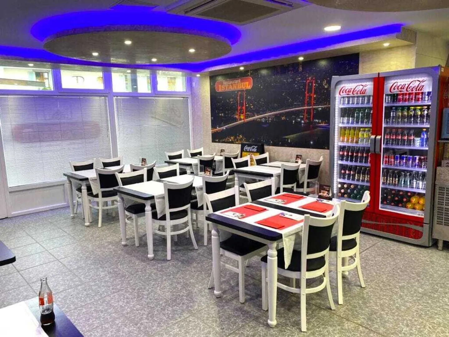 Investissement attractif avec 10 appartements et surface de gastronomie - Photo 3 sur 13