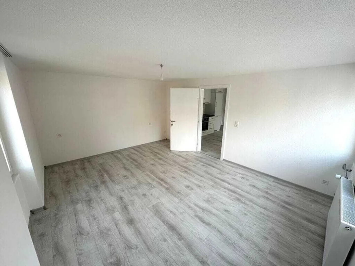 Investissement attractif avec 10 appartements et surface de gastronomie - Photo 5 sur 13