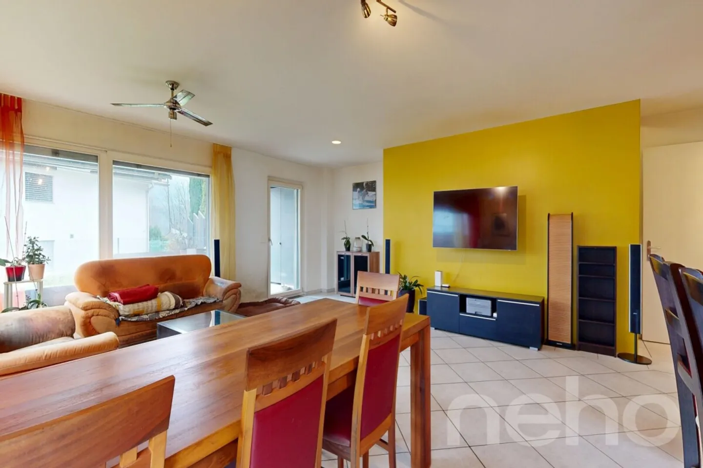 Spacious Duplex Family Home - Photo 5 of 12