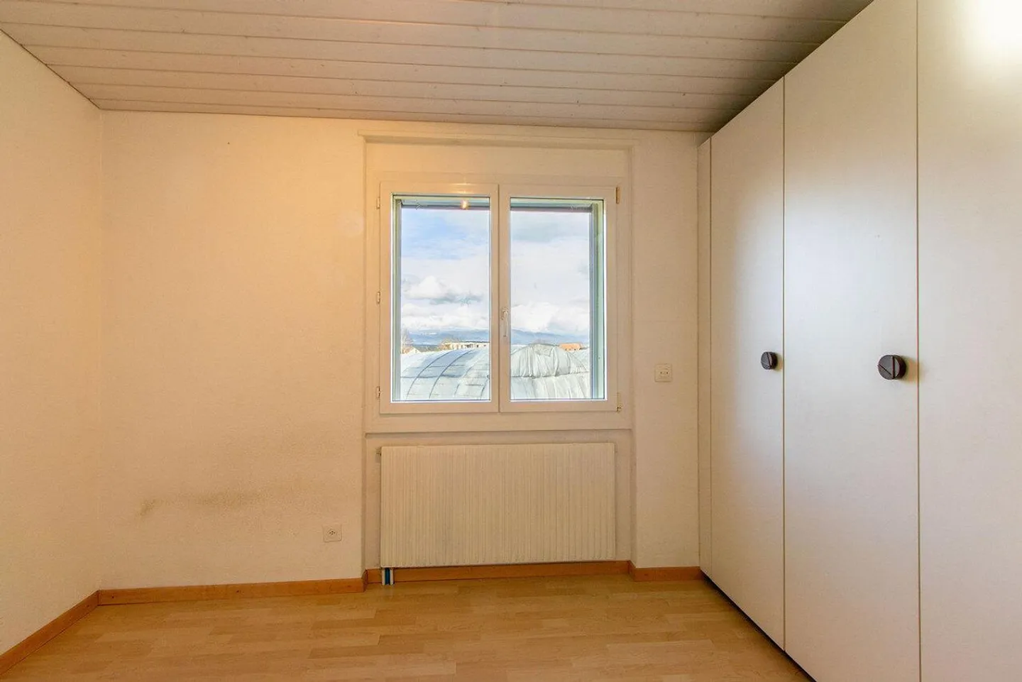 Maison individuelle de 5,5 pièces dans un emplacement calme à Kerzers - Photo 9 sur 15