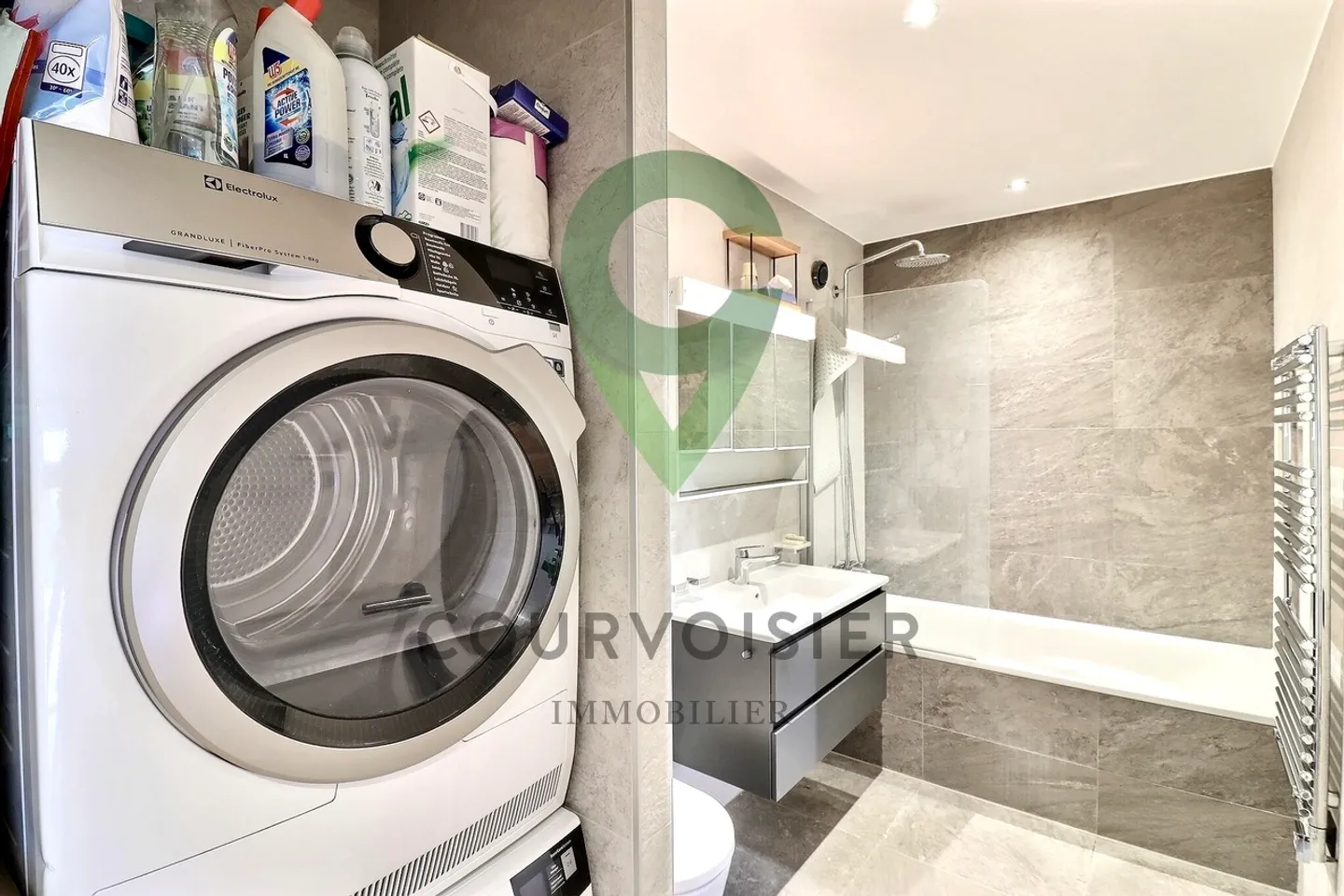 Beautiful 2.5-room apartment with terrace and private garden - Photo 4 of 10