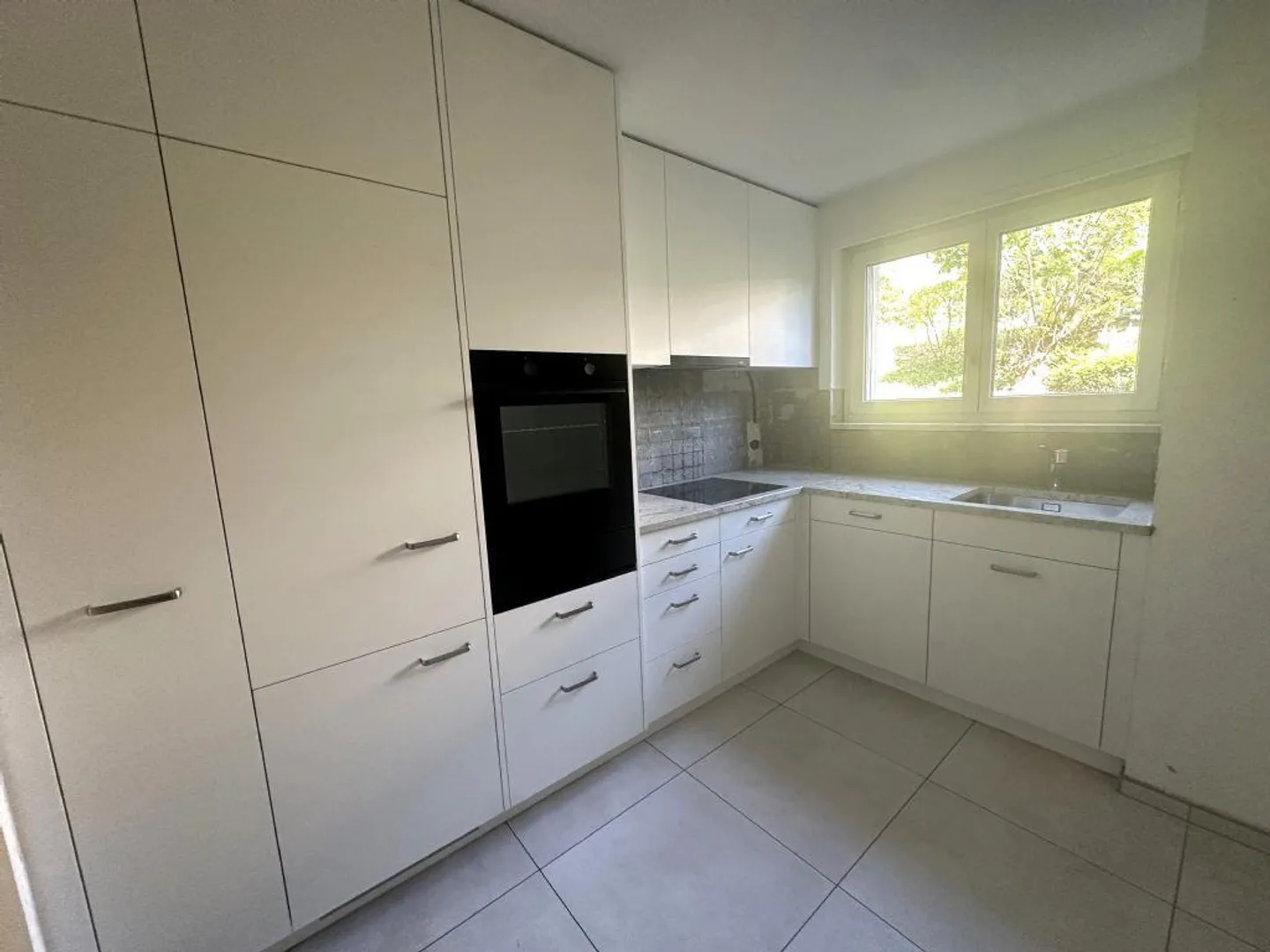 Sonnige Wohnung in ruhiger Lage - Foto 3 von 9