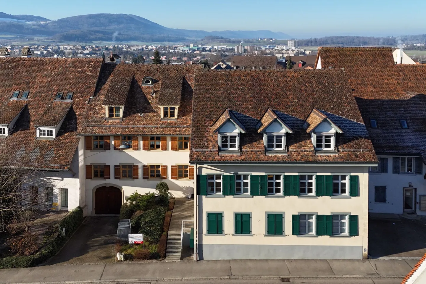 Appartement en duplex moderne de 4,5 pièces avec jardin - Photo 12 sur 15