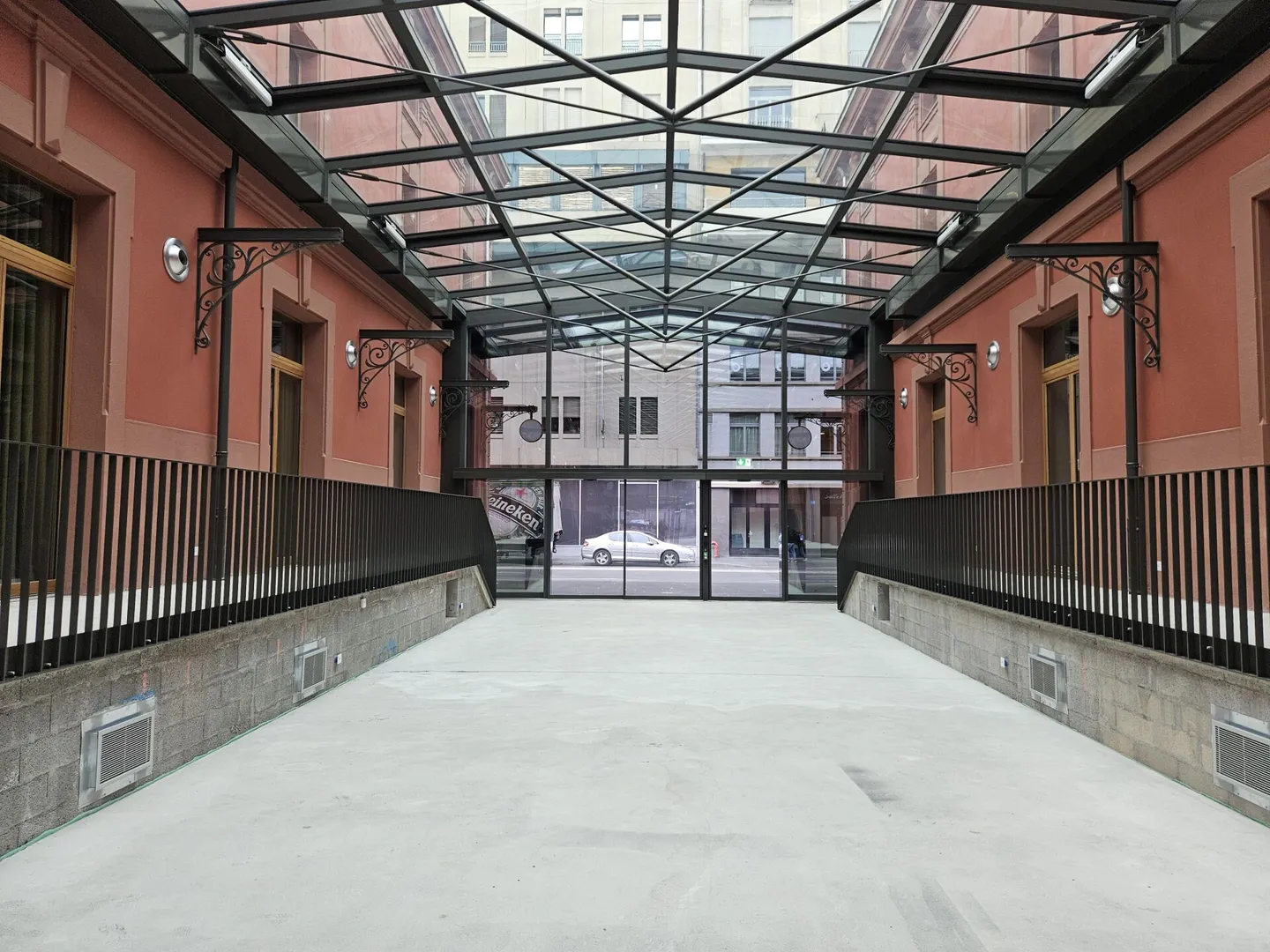 La Verrière: uno spazio commerciale unico, una posizione premium - Foto 4 di 8