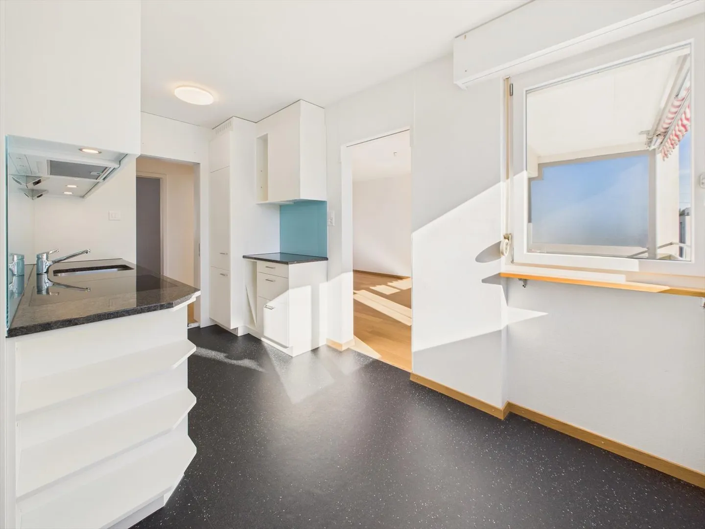 Spacious and bright 3.5-room apartment for rent in Zollikofen BE - Photo 5 of 13