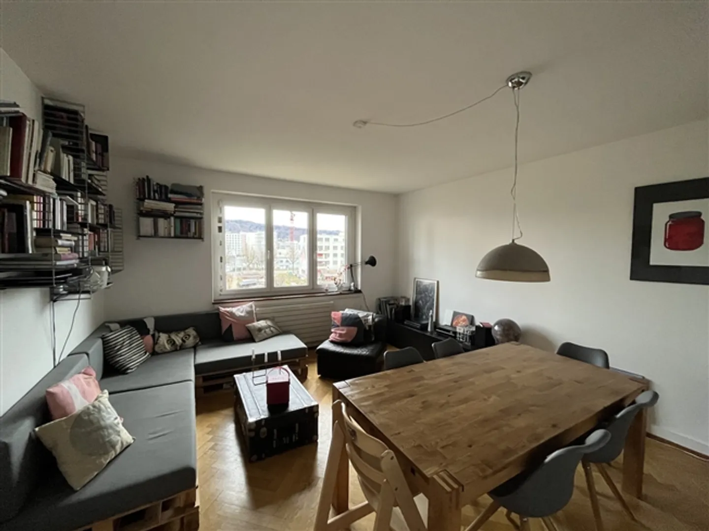 "3½ ROOM APARTMENT IN ZURICH, FURNISHED, TEMPORARY" - Photo 1 of 10