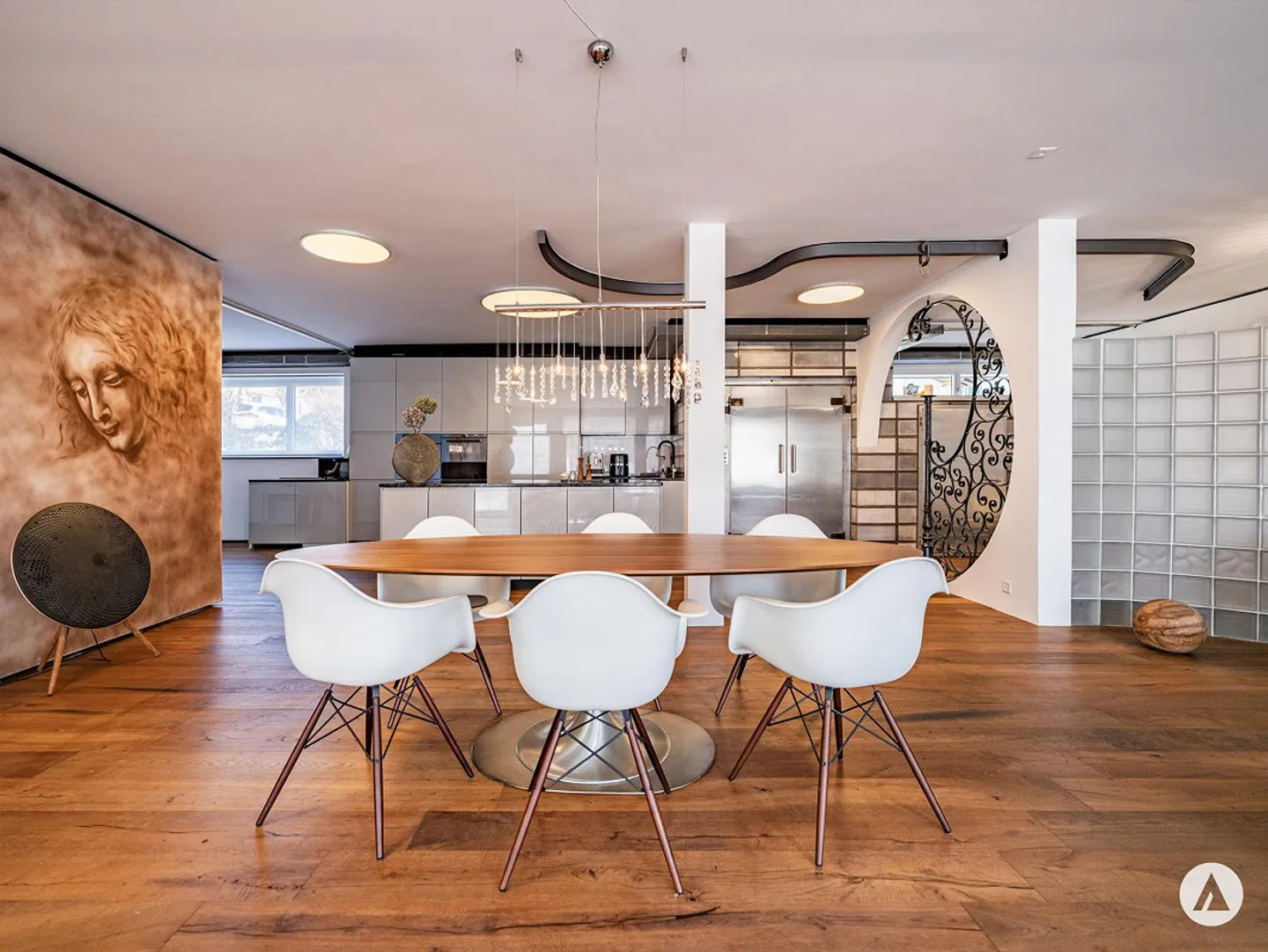 Loft lifestyle meets rural idyll - Photo 1 of 13