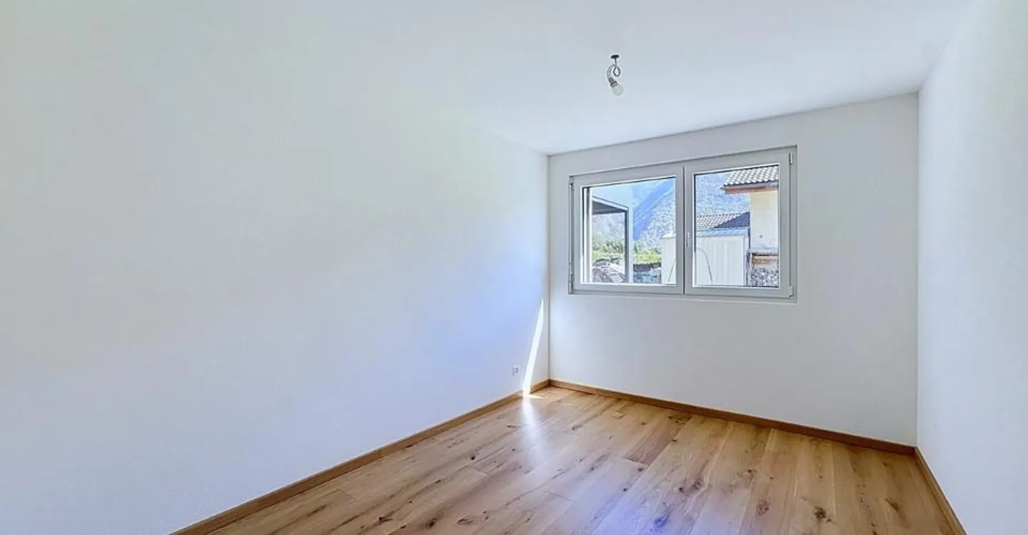 Nuovo appartamento 4.5 locali con giardino - Foto 8 di 13