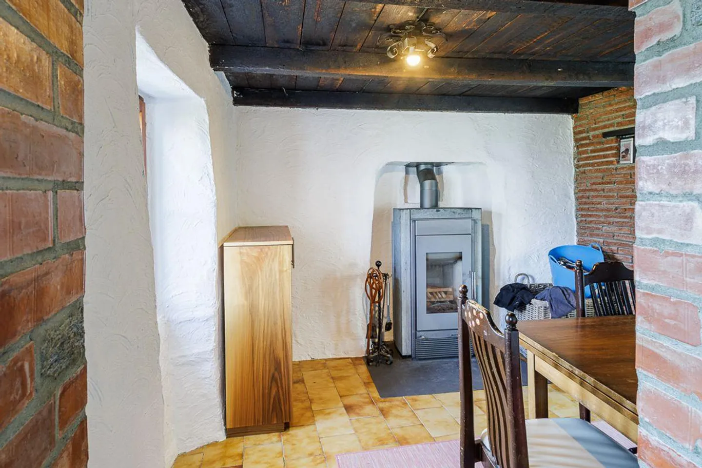 Residence 2° - Semi-renovated rustic - Restored Ticino ... - Photo 5 of 9