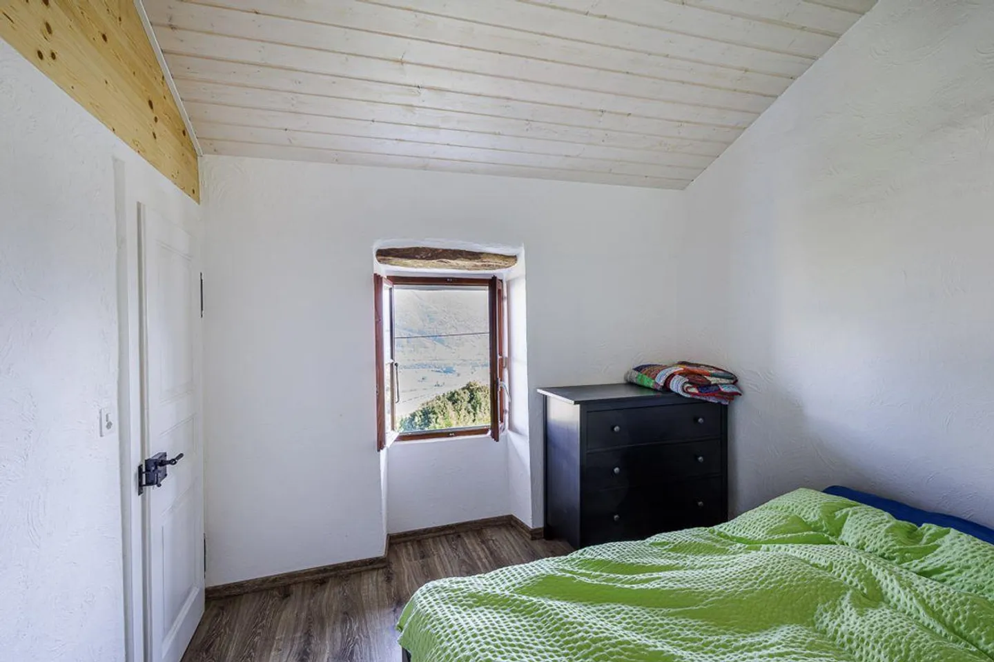 Residence 2° - Semi-renovated rustic - Restored Ticino ... - Photo 8 of 9