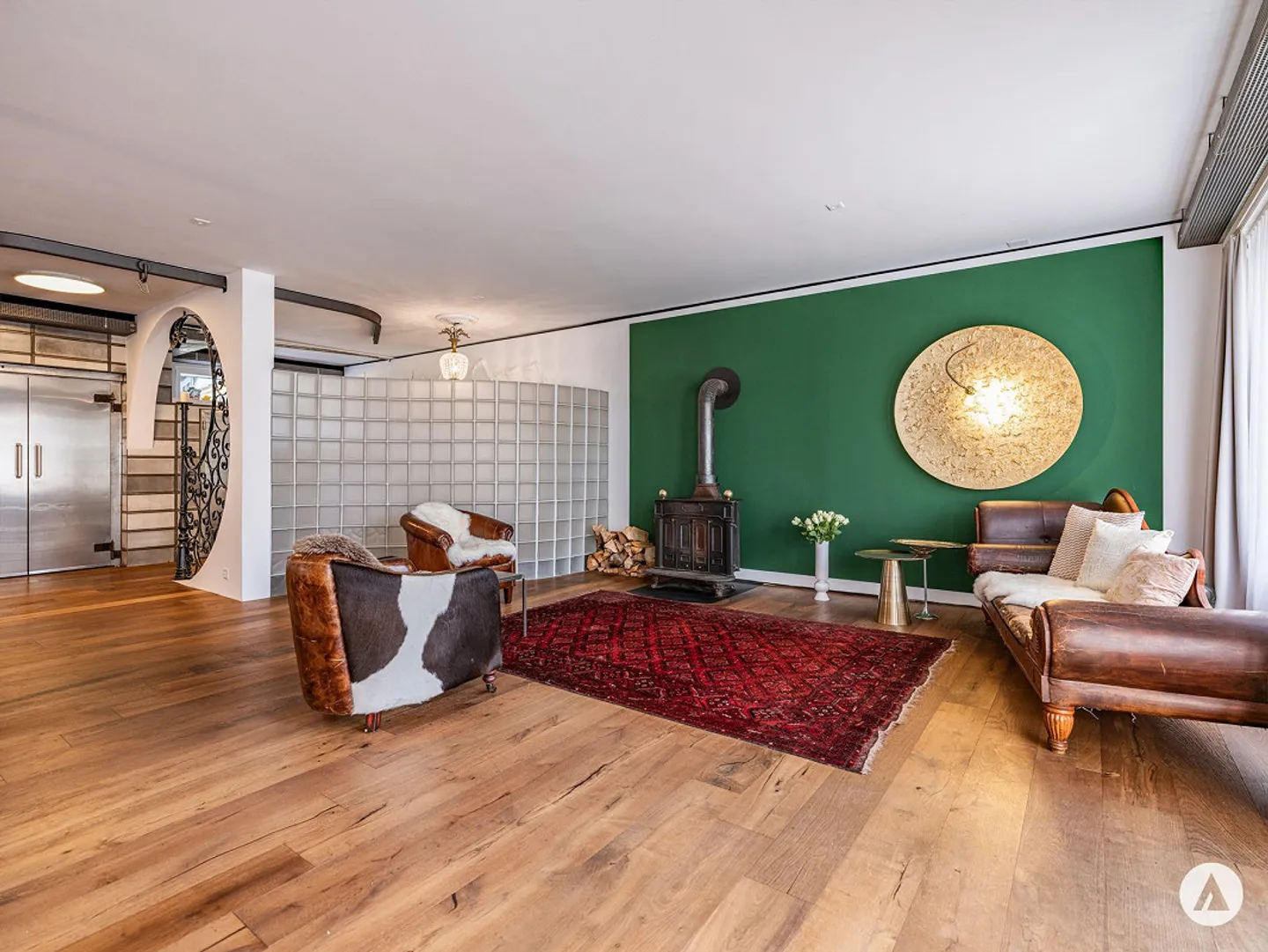 Loft lifestyle meets rural idyll - Photo 2 of 13