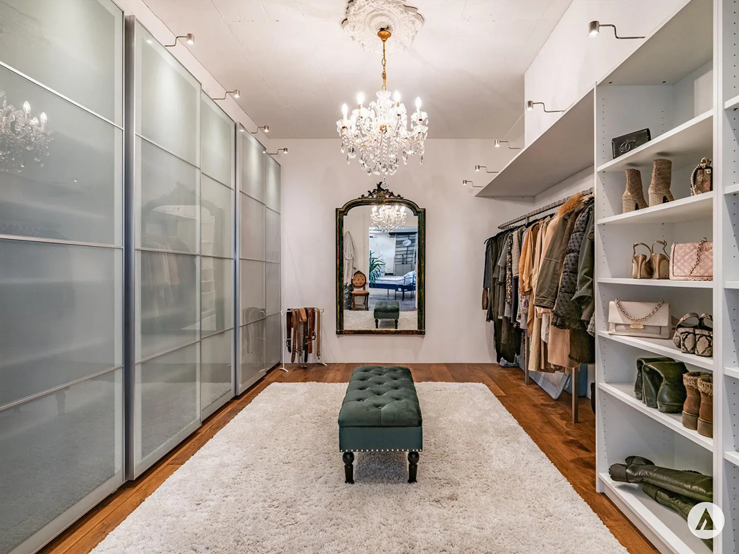 Loft lifestyle meets rural idyll - Photo 7 of 13