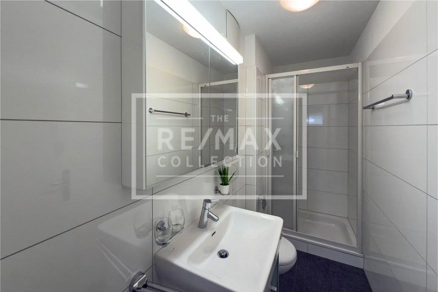 Duplex penthouse with 5 rooms - Photo 10 of 13