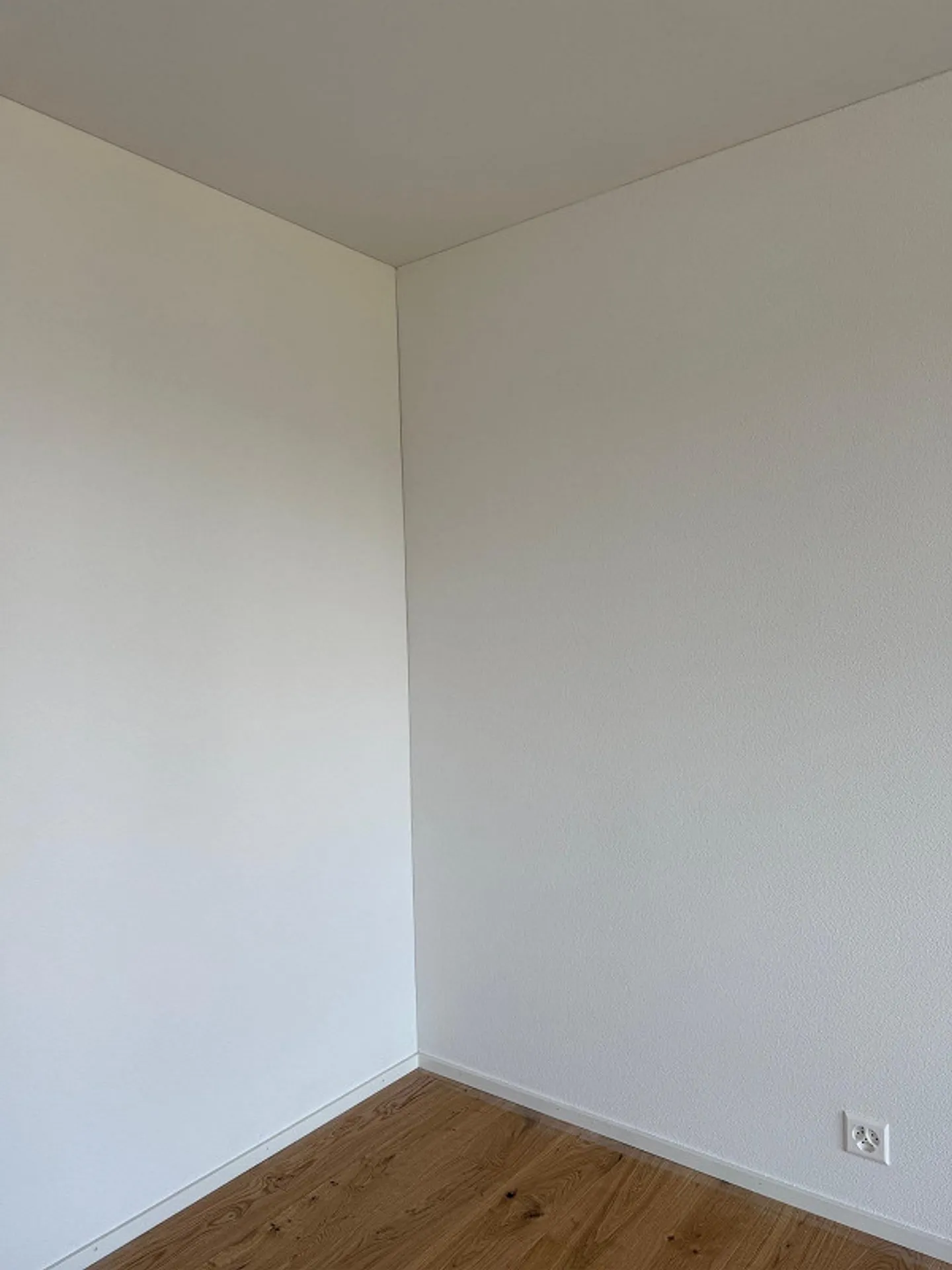 NEW BUILD: Compact 2½-room apartment with all amenities - Photo 4 of 9
