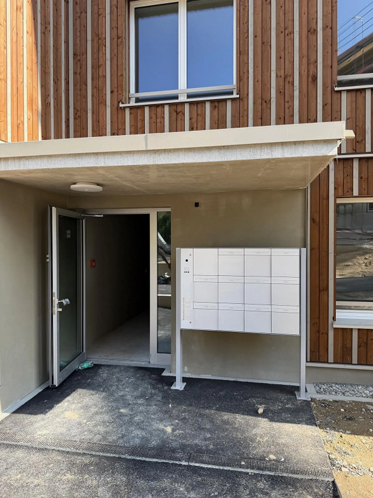 NEW BUILD: Compact 2½-room apartment with all amenities - Photo 7 of 9
