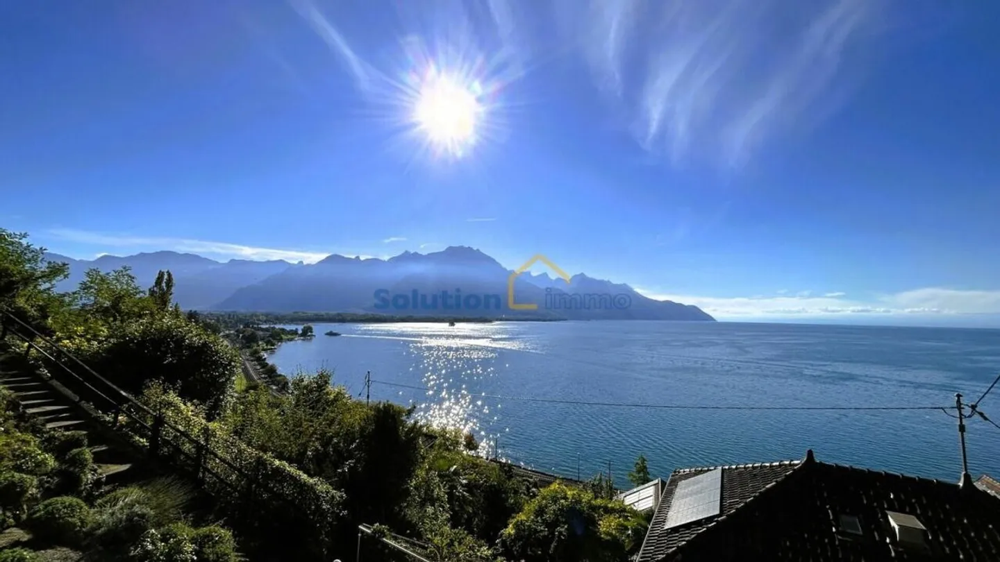 Sehr schöne Aussicht auf den See, ruhige Gegend - Foto 1 von 14