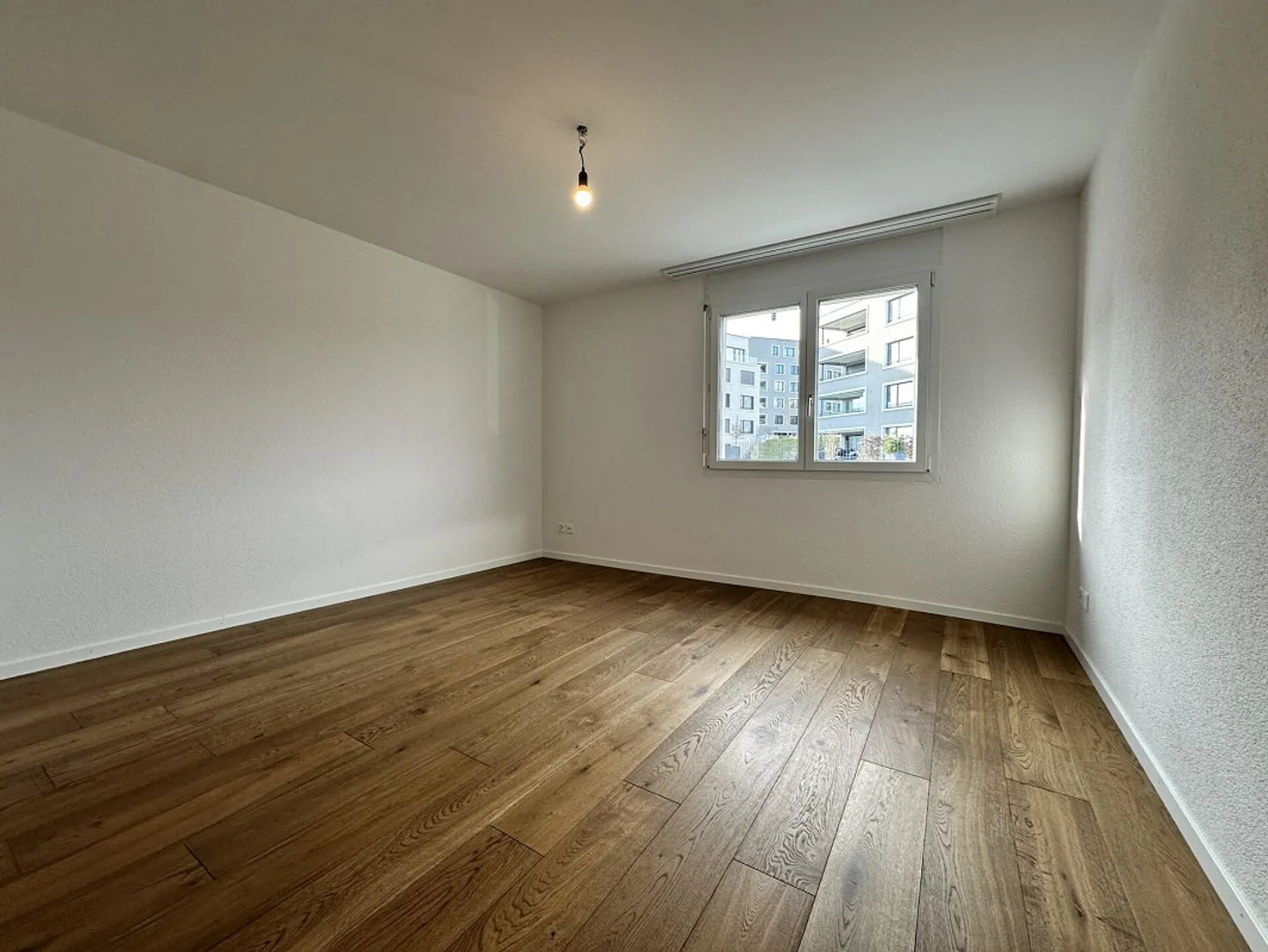 Appartamenti attici di 4,5 stanze con grande terrazza, ristrutturati con ascensore - Foto 23 di 59