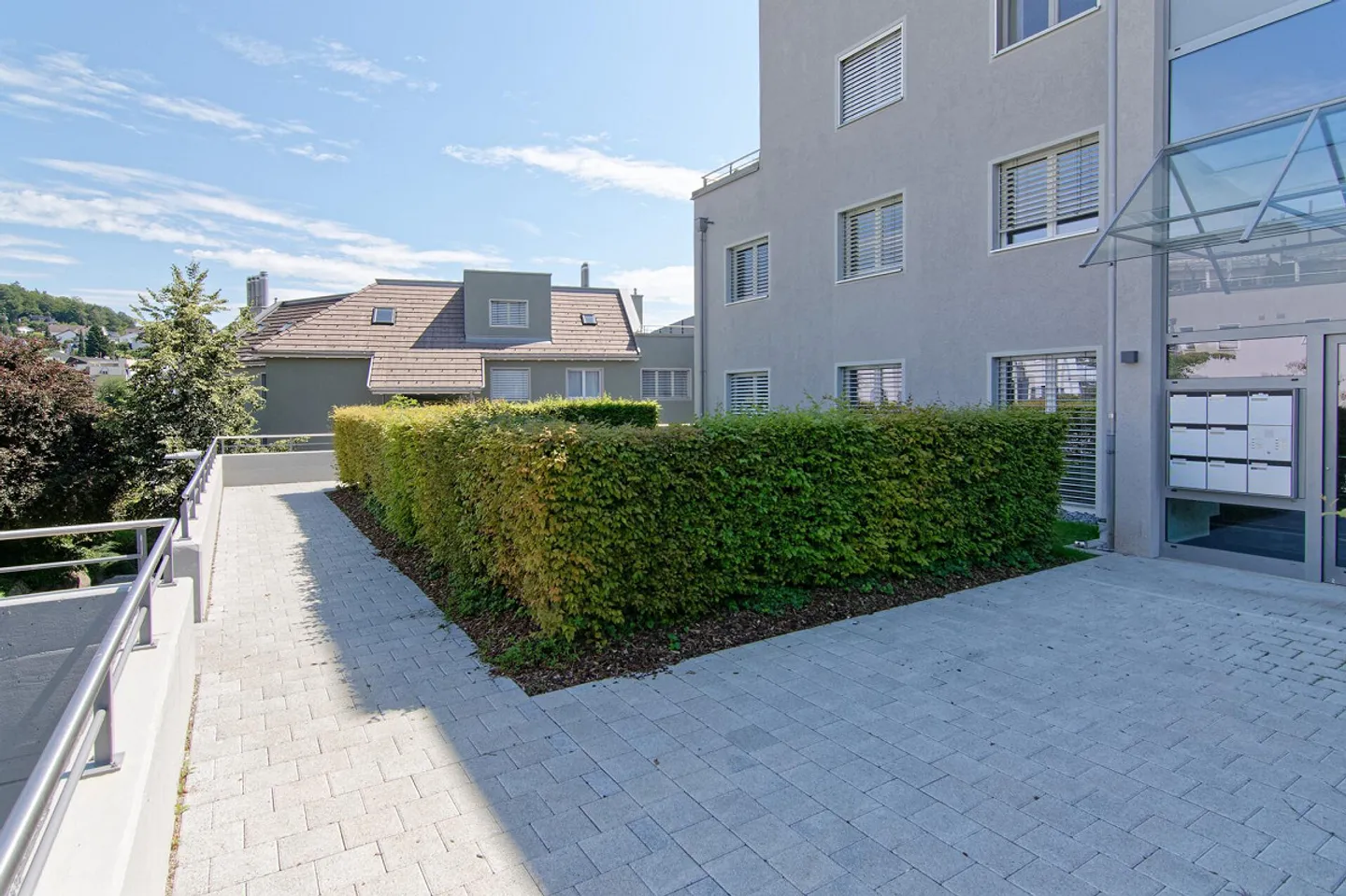 Appartamenti attici di 4,5 stanze con grande terrazza, ristrutturati con ascensore - Foto 52 di 59