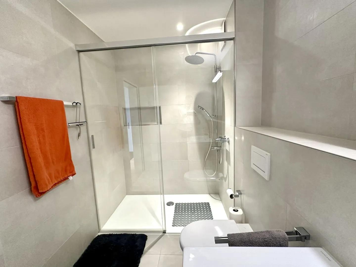 Appartement en attique avec vue panoramique sur les Alpes - Photo 6 sur 12