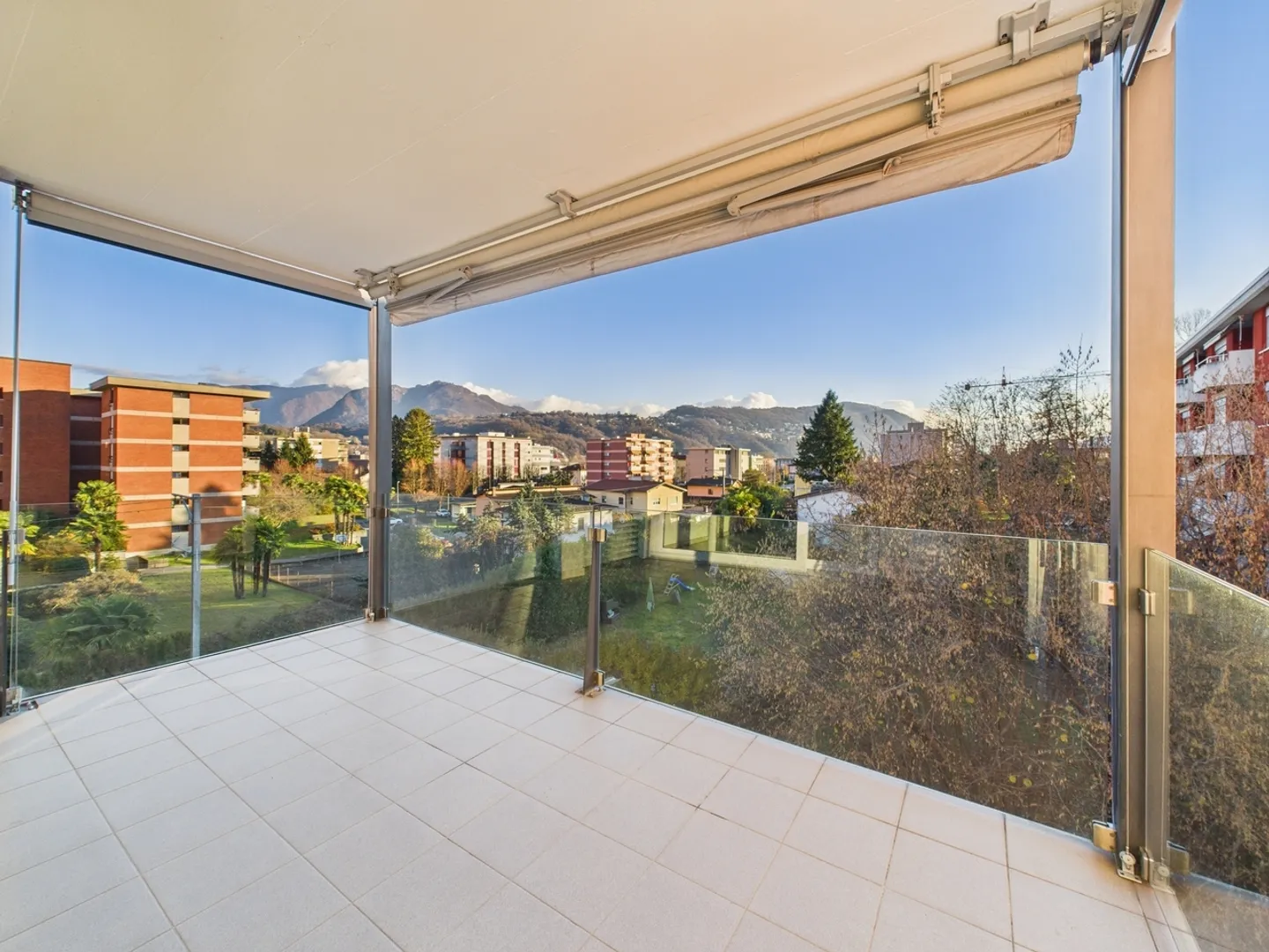 Appartamento elegante con vista panoramica - Foto 10 di 13