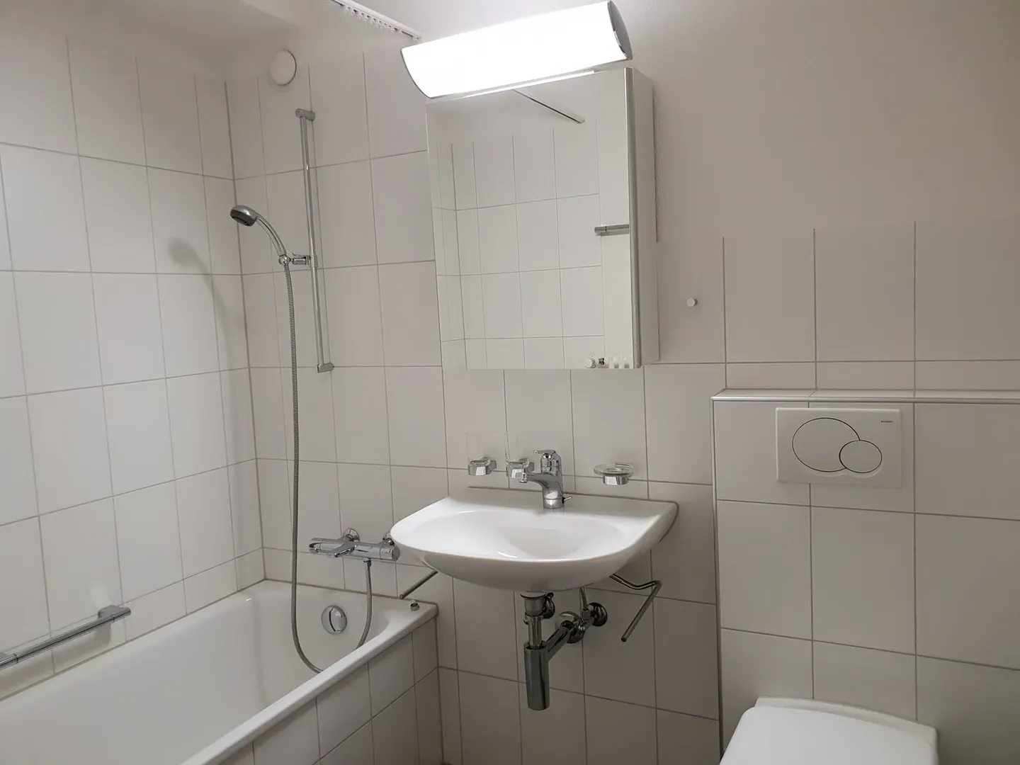 Leben im Dorfzentrum mit allen Annehmlickeiten und Balkon - Foto 5 von 9