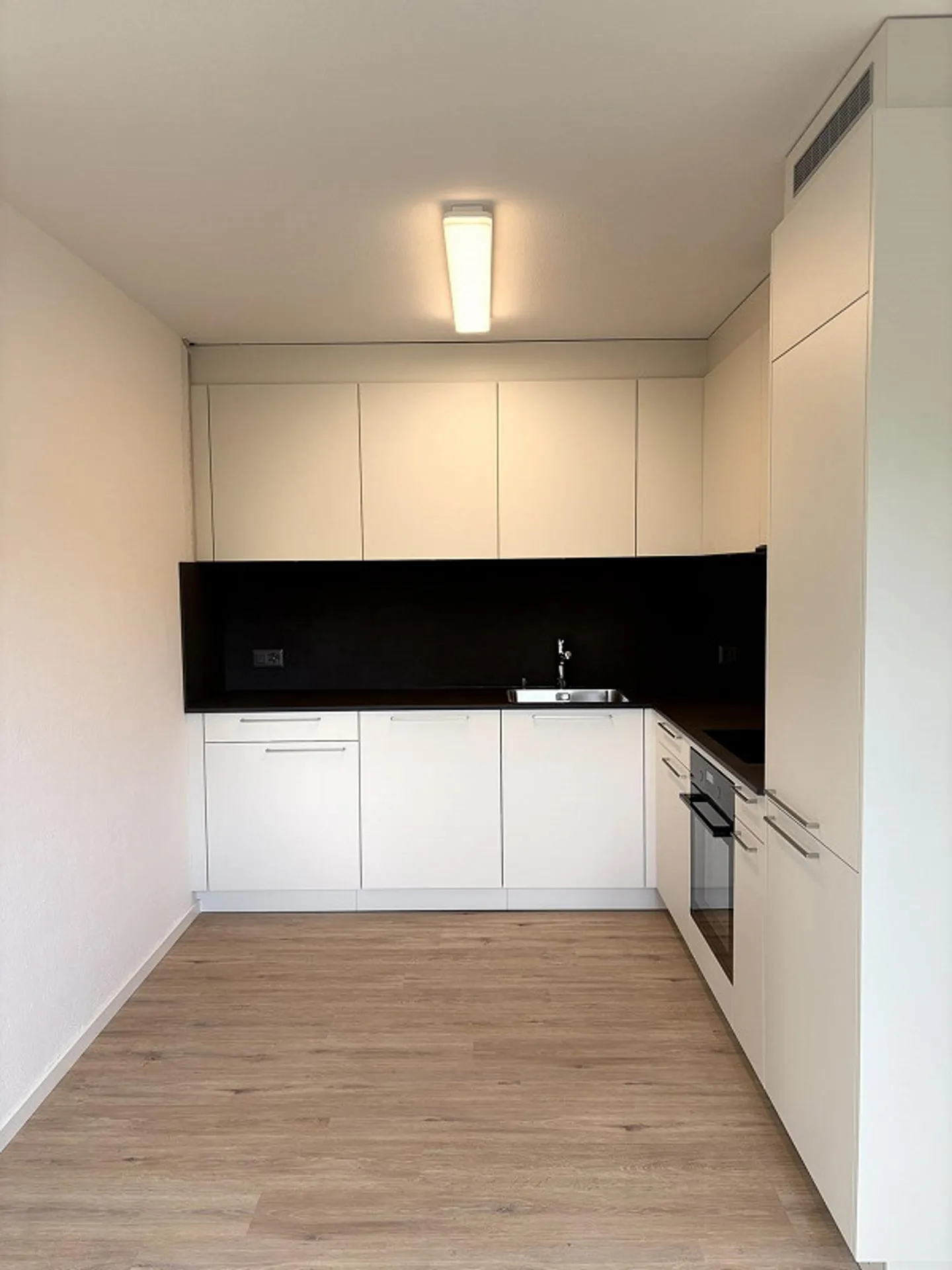 Appartamento spazioso per famiglie in affitto - Foto 2 di 11