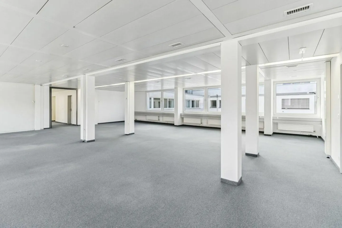 Representative office space on the 4th floor in Zurich-Altstetten - Photo 11 of 11