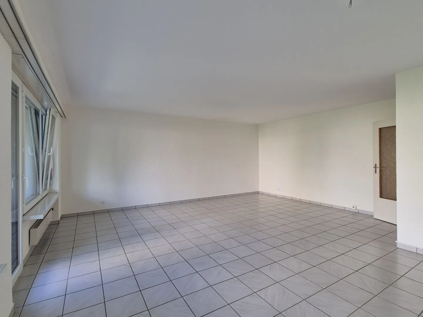 Sorprendentemente generoso - 150m2 di spazio abitativo! - Foto 4 di 11